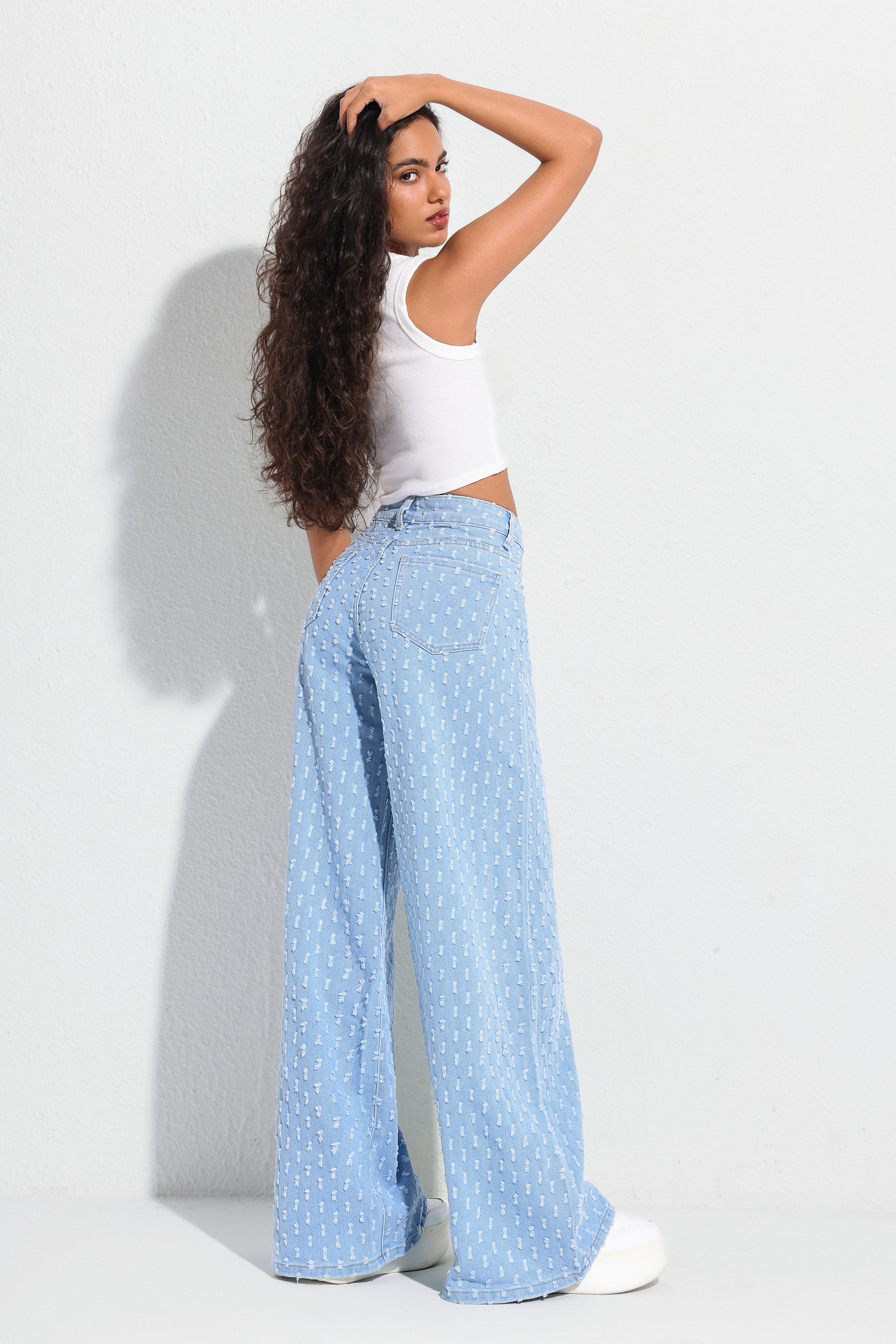 Jeans Anchos Azul con Estampado Texturizado – Estilo Único y Comodidad Total - Jeleey